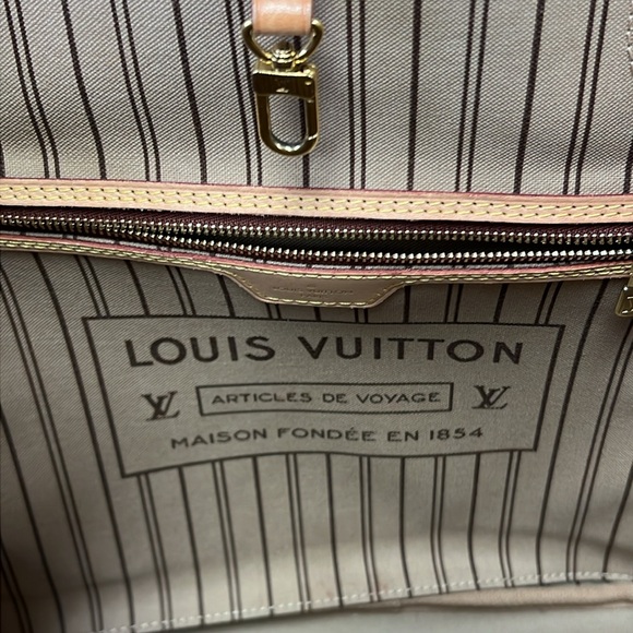 SOLD IN STORE Louis Vuitton Monogram  NEVERFULL  with Pochette - Picture 10 of 17